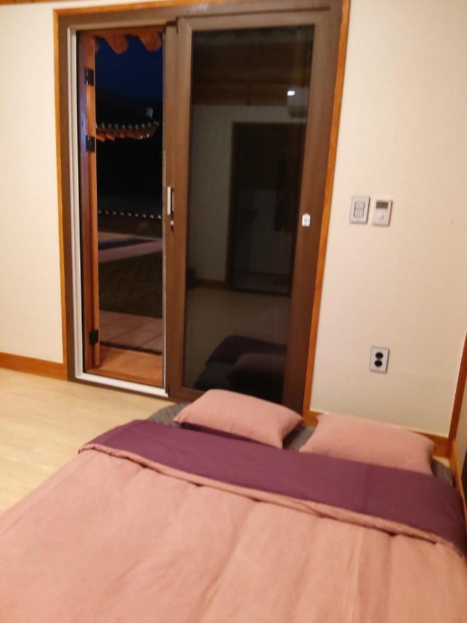 Wonhwaroo Villa Gyeongju Exterior photo